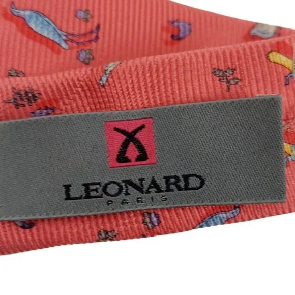 Leonard Red Bird Printed 100% Silk Mens Necktie Pointed Standard Size - Picture 4 of 6